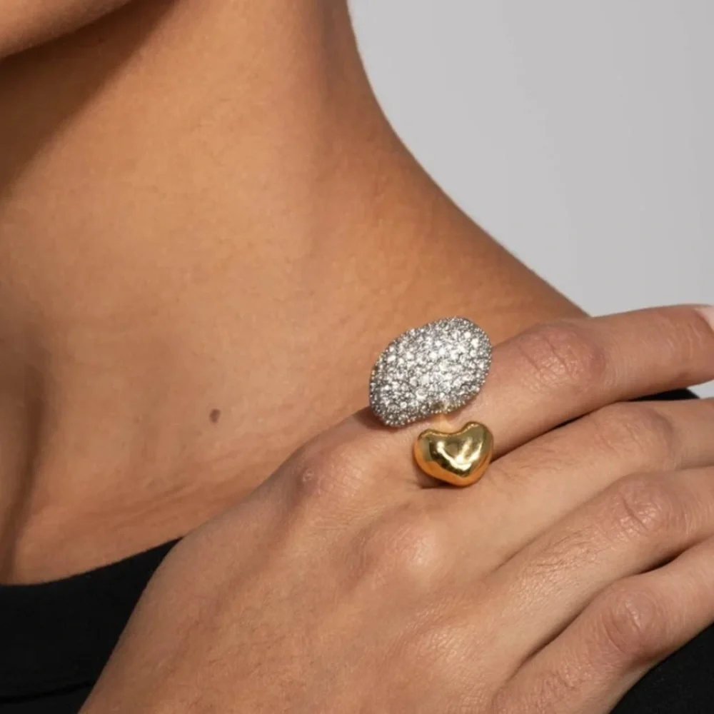 ALEXIS BITTAR • Solanales  Crystal Pebble Heart Ring
